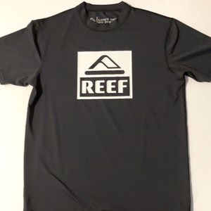 REEF rash guard tee shirt!🎉🎉🎉
